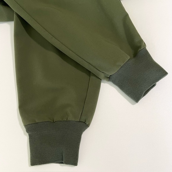 Figs Tansen Jogger Scrub Pants Limited Edition Dark Olive Small Short - Picture 10 of 13